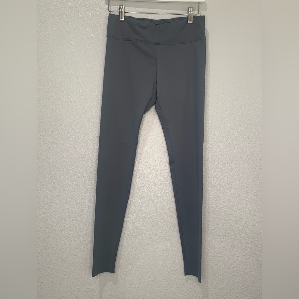 Sunzel Gray Leggings‎ Size M
